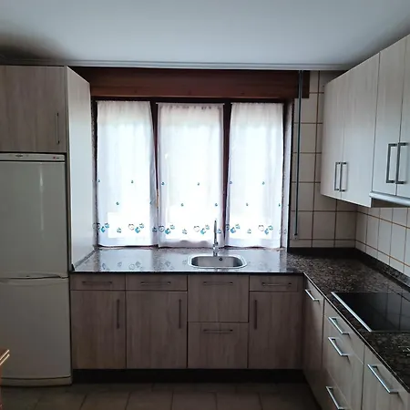 La Rufina 1 Planta Con Jardin Noja